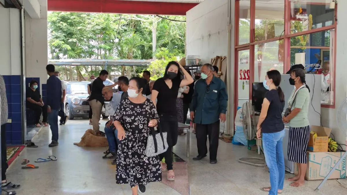 ญาติ "ทนายมานพ" จัดงานศพ หลัง ตร. จับมือปืนได้ แต่ยังไม่เผาจนกว่าคดีจะจบ