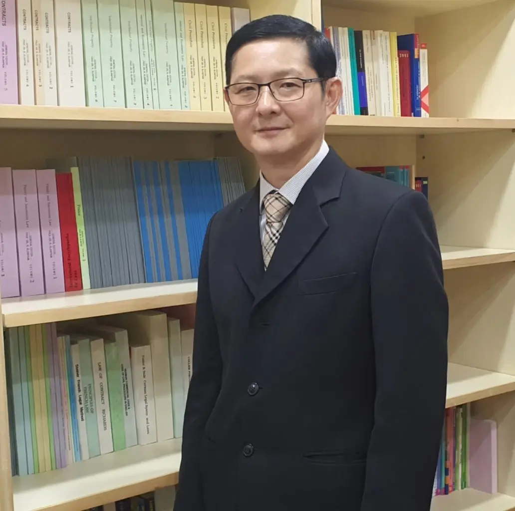 "ดร.ธนกฤต วรธนัชชากุล" อัยการจังหวัดประจำสำนักงานอัยการสูงสุด