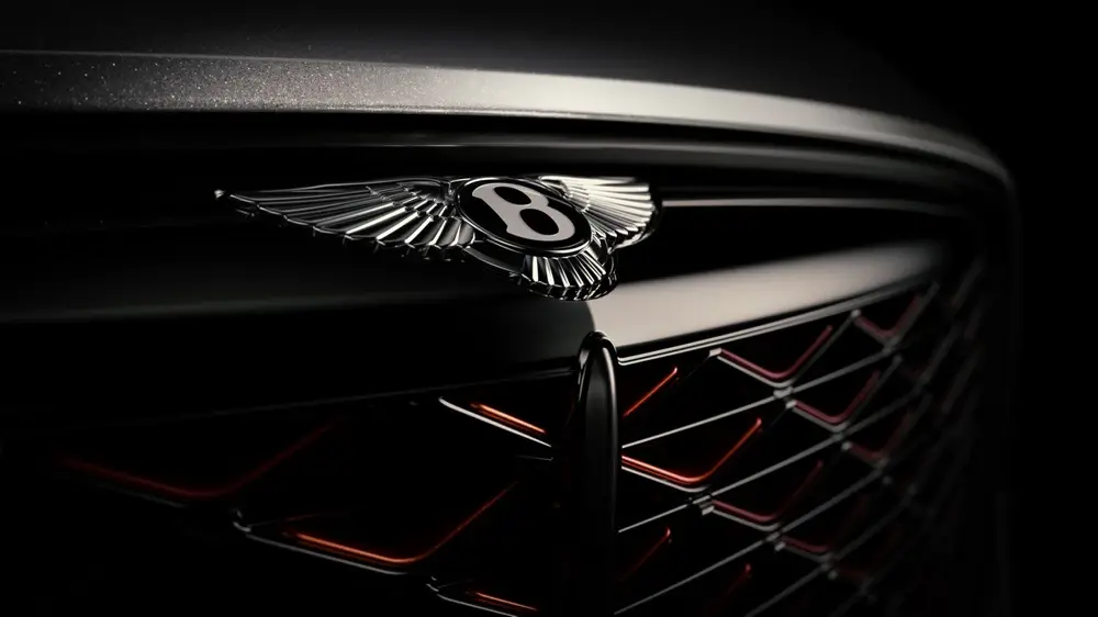 เบนท์ลีย์ เตรียมเปิดตัวแกรนด์ทัวริ่งรุ่นใหม่ล่าสุด “ MULLINER BATUR”