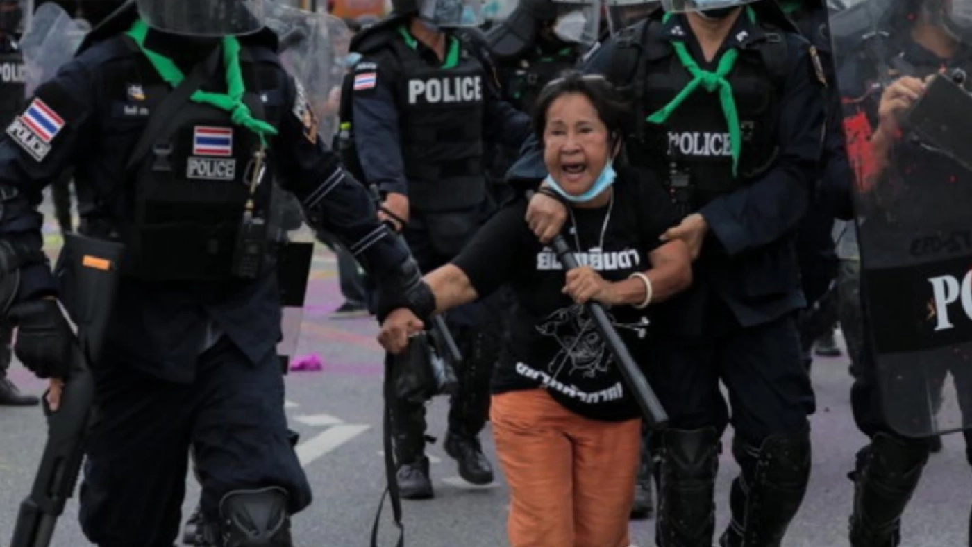 คุก “ป้าเป้า” พร้อมพวก ฐานชุมนุมแพร่โควิด คนละ 1 ปี ปรับ 2 หมื่น รอลงอาญา 3 ปี