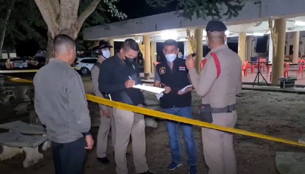 วงแตก “นักพนัน” หัวร้อนเล่นเสีย จ่อยิง “เจ้ามือไฮโล” ในวงกลางงานศพ เจ็บ 4