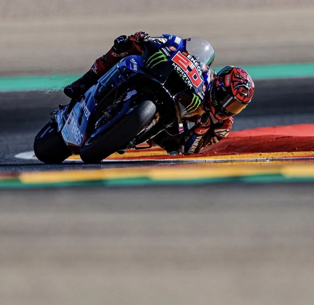 ฟาบิโอ ควอตาราโร่ รถล้ม2รอบ ศึกโมโตจีพีที่อารากอน