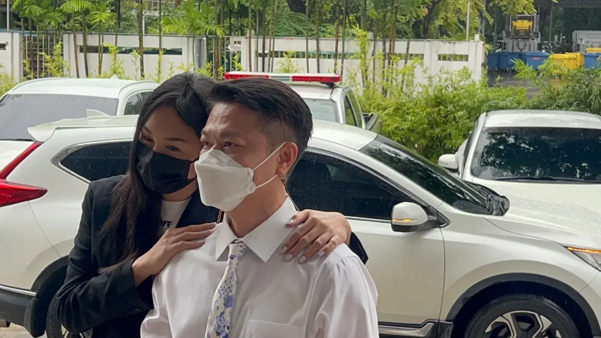 “แซน” ควง “ทนาย” พบตร. จี้เร่งดำเนินคดี "หนิง ปณิตา" อ้างช้า  35 วันยังเงียบ