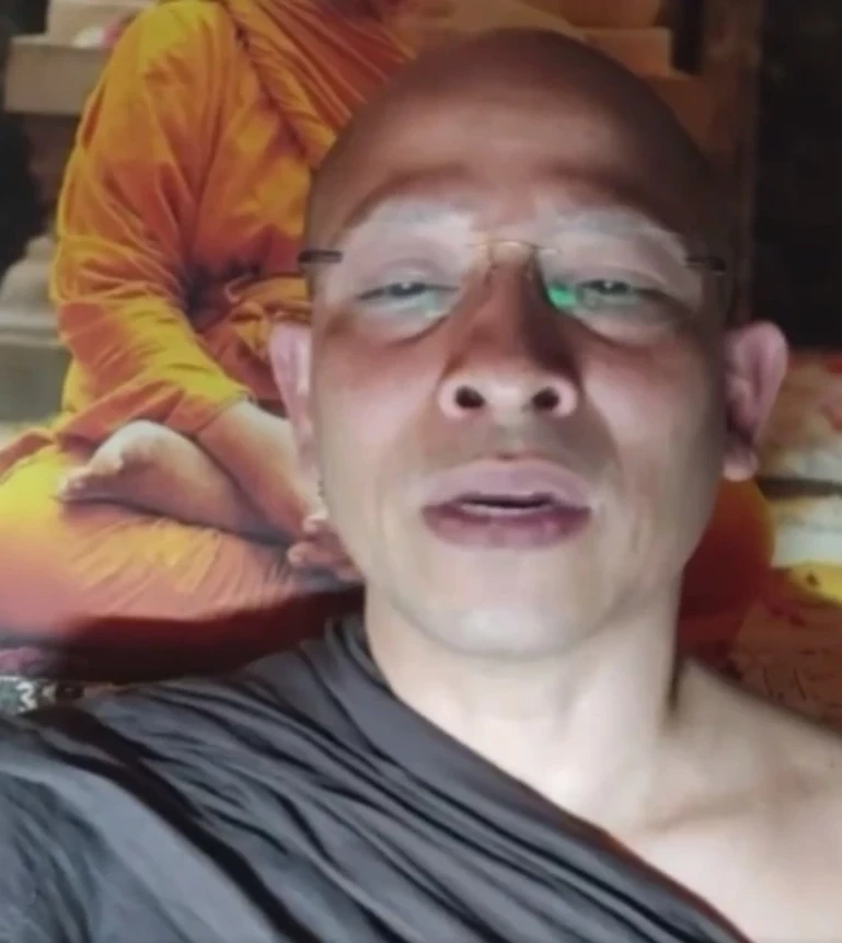 &quot;พระชาตรี เหมพันธ์&quot; เจ้าอาวาส วัดพุทธวิหาร ในรัสเซีย