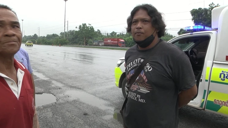 เพื่อนโชเฟอร์รถบรรทุกสิบล้อให้ข้อมูลเจ้าหน้าที่