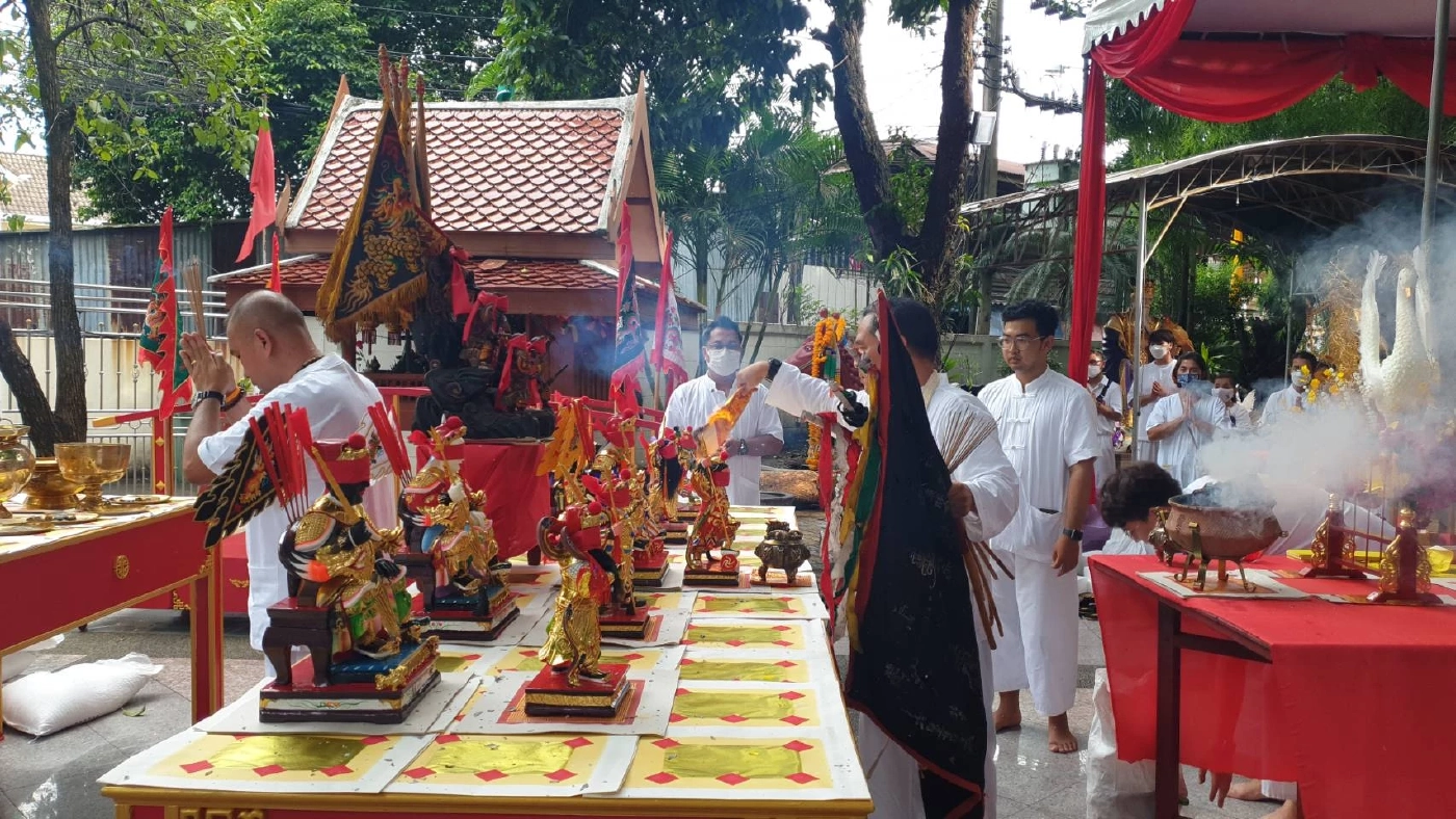 พิธีเบิกเนตรองค์เทพ ในงาน “พหุวัฒนธรรม ถือศีล กินเจ”