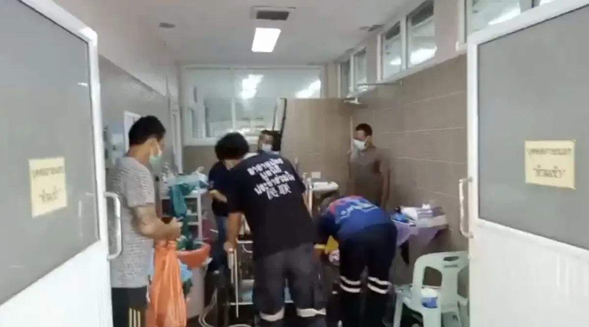 เพื่อนนักเรียนเหยื่อ 3 ศพแค้น จี้ประหารชีวิตคนร้าย ญาติรอรับศพร้องไห้ระงม