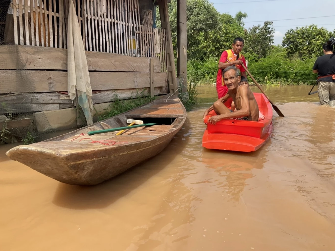 ประมวลภาพ อยุธยาน้ำท่วม 9 อำเภอ "บางบาล" อ่วม น้ำทะลักทั้งตำบล 