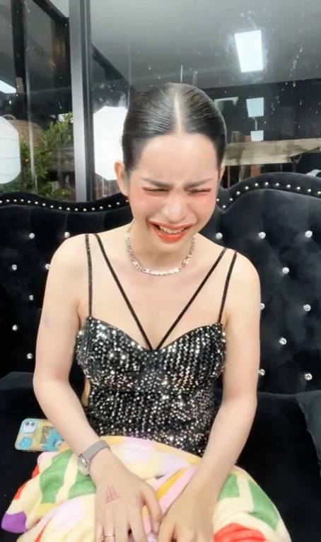 ศปปส. ร้อง ปอท. เอาผิด ”นารา” ไลฟ์สด พาดพิงสถาบันฯ