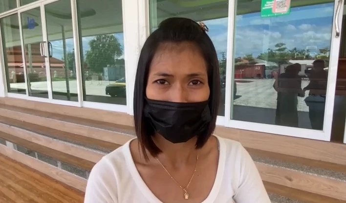 น.ส.วรรณพร งามสุด อายุ 34 ปี (น้าน้องโชค) 