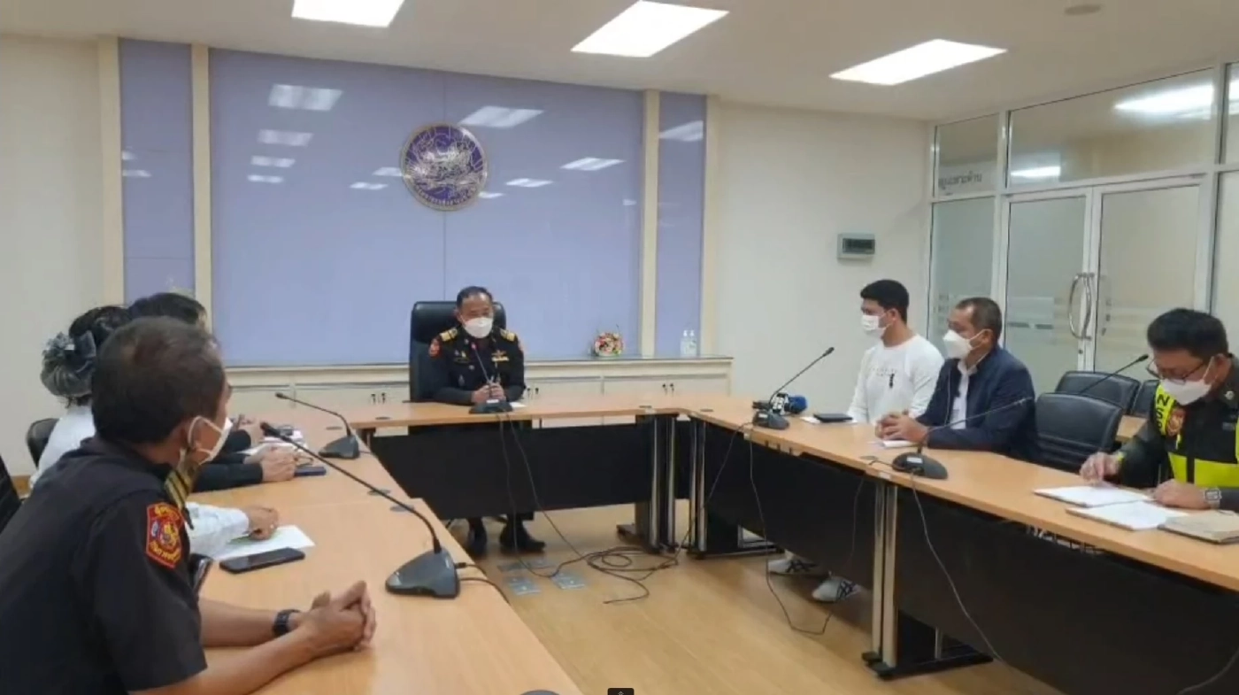 กรมขนส่งฯลงโทษโชเฟอร์รถเมล์ ปรับเงิน-หยุดงาน 1 เดือน