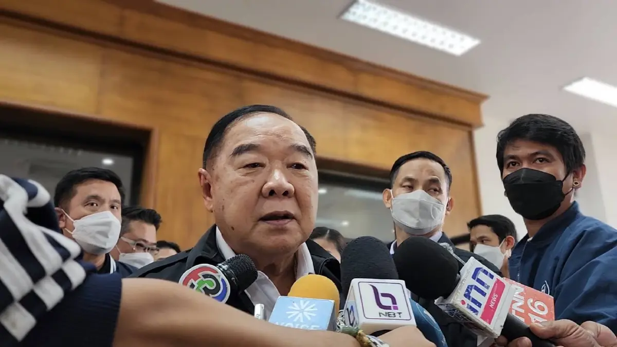 พล.อ.ประวิตร วงษ์สุวรรณ รองนายกฯและรักษาการนายกฯตอบคำถามสื่อมวลชน กรณีกกต.ออกระเบียบคุมเข้มหาเสียงเลือกตั้ง