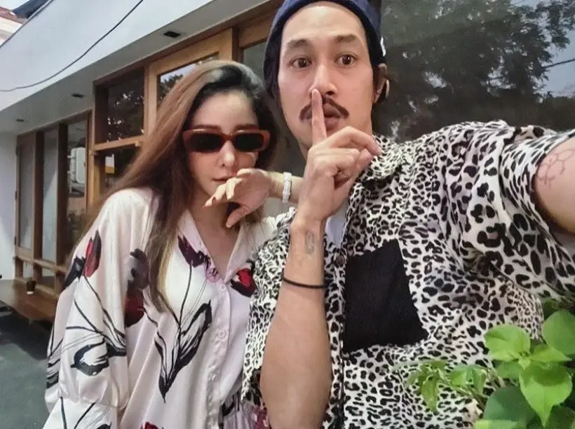 เคียงข้างกันตลอดไป “เบิร์ด” สักหน้า “แตงโม นิดา” ไว้ตรงอกด้านขวา