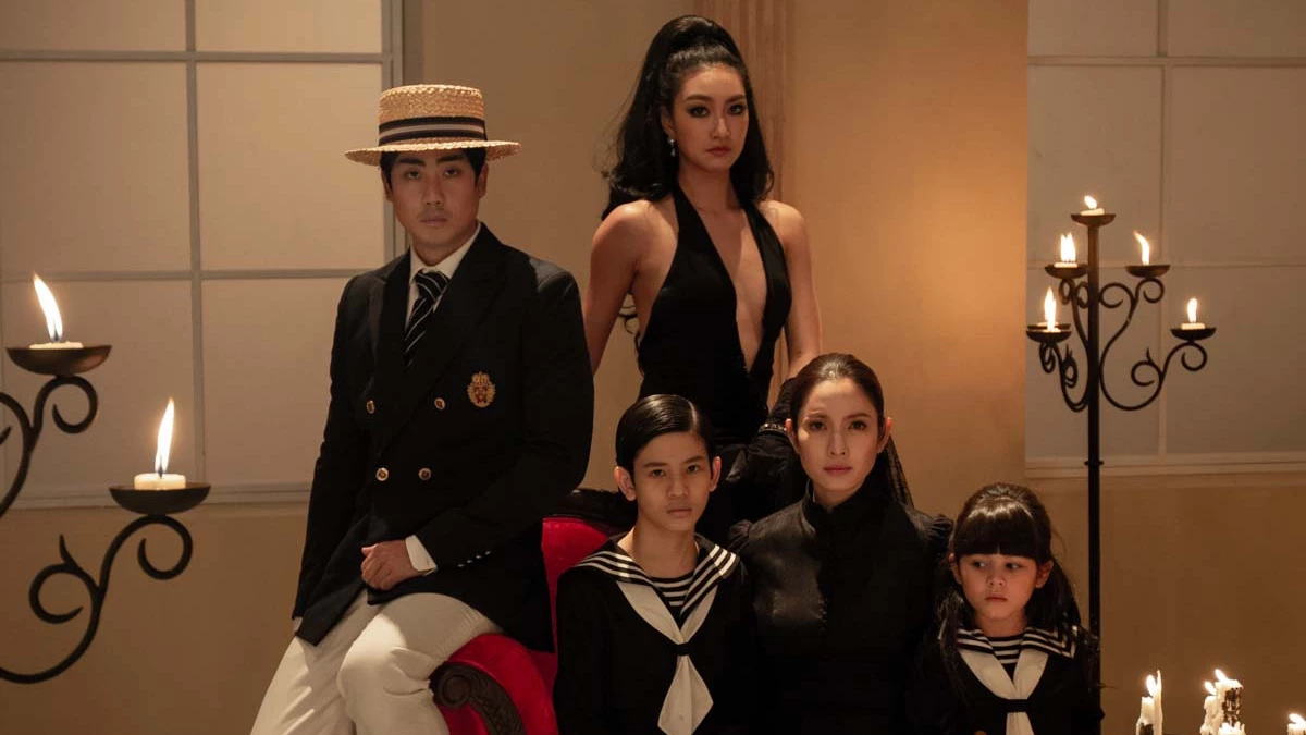 &quot;Six characters มายาพิศวง&quot; เรื่องสุดท้ายในชีวิตของ หม่อมน้อย