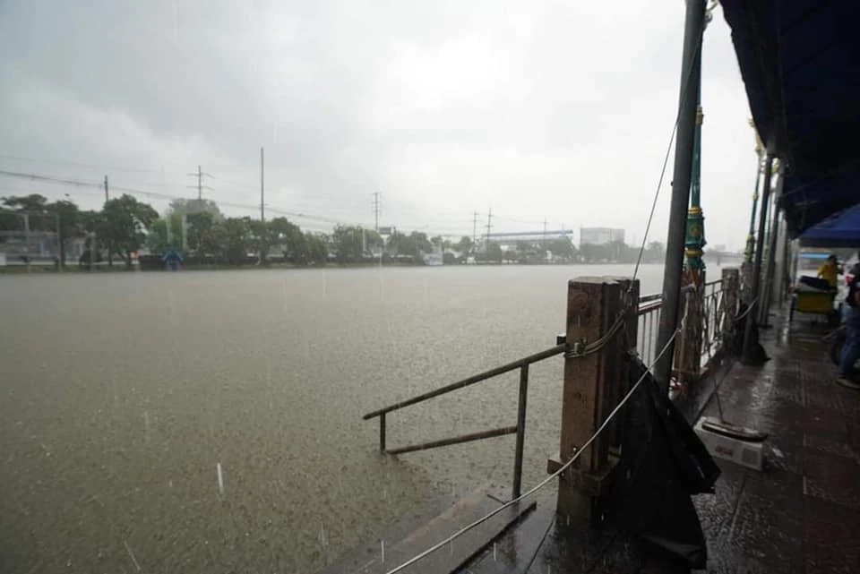 รังสิต ประกาศ "ธงแดง"