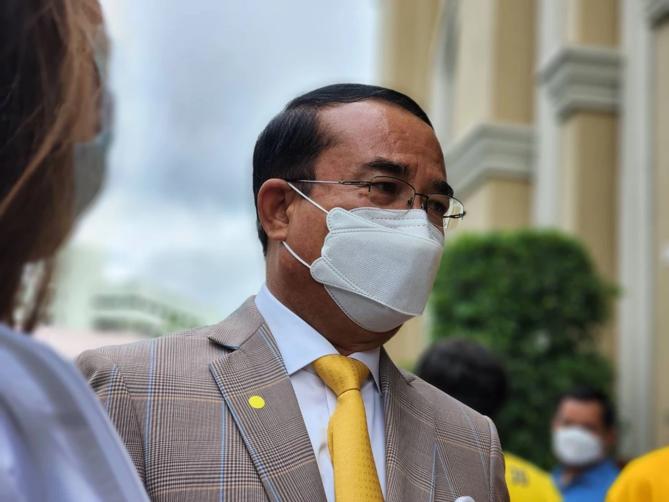 "ชินวรณ์"ชมสปิริต"นิพนธ์"ลาออกรมต.ชี้โควตาภาคใต้หรือไม่ปชป.คุยกันได้