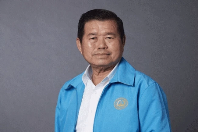 เส้นทางการเมือง รมช. “นิพนธ์ บุญญามณี”