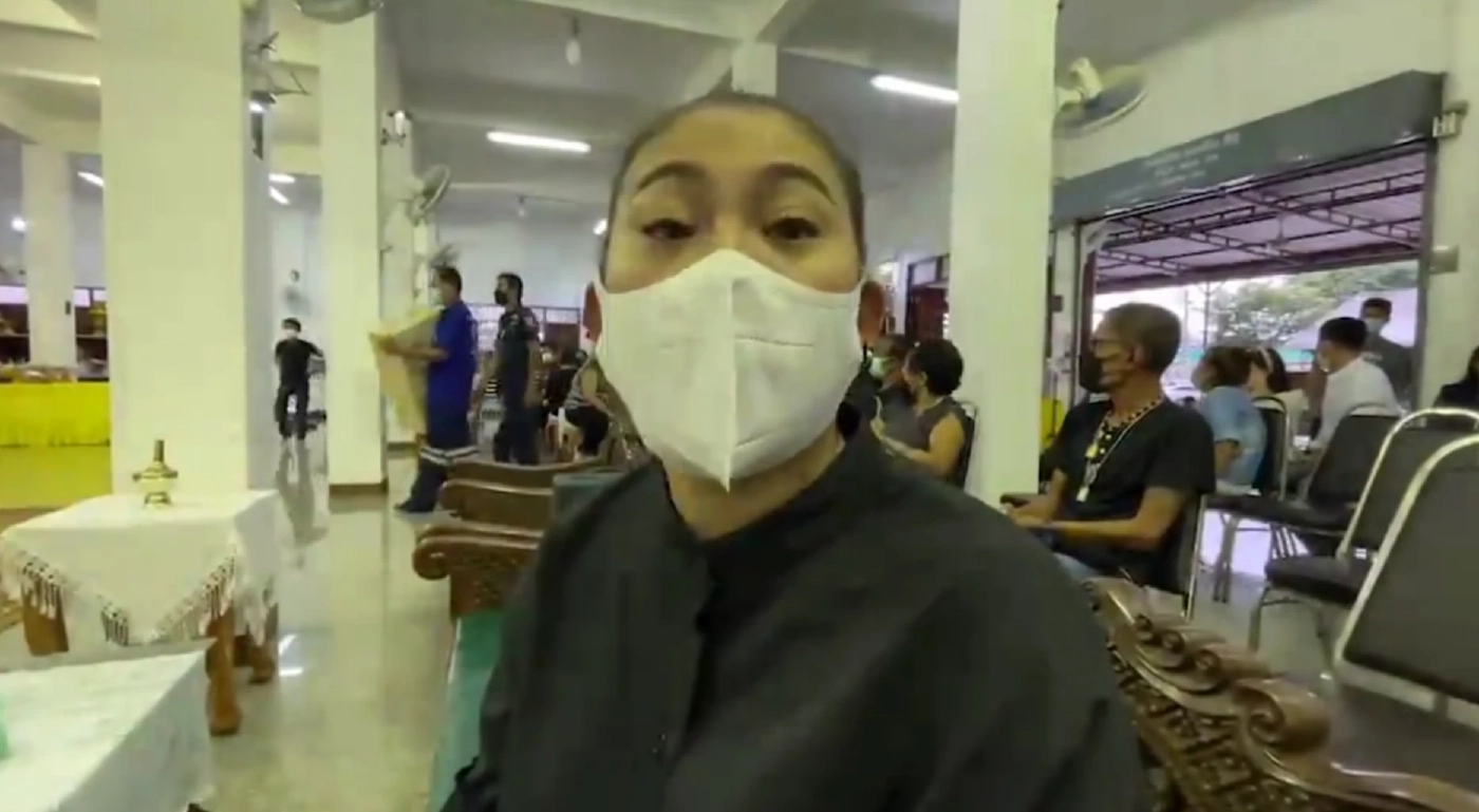  จอย ชวนชื่น ตลกและนักแสดงคนดัง