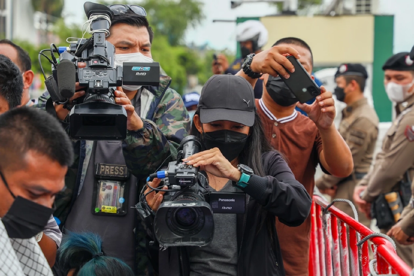 “อโนทัย สกุลทอง” ผู้สื่อข่าวเนชั่นทีวี คว้ารางวัลนักข่าวยอดเยี่ยม ปี 64-65