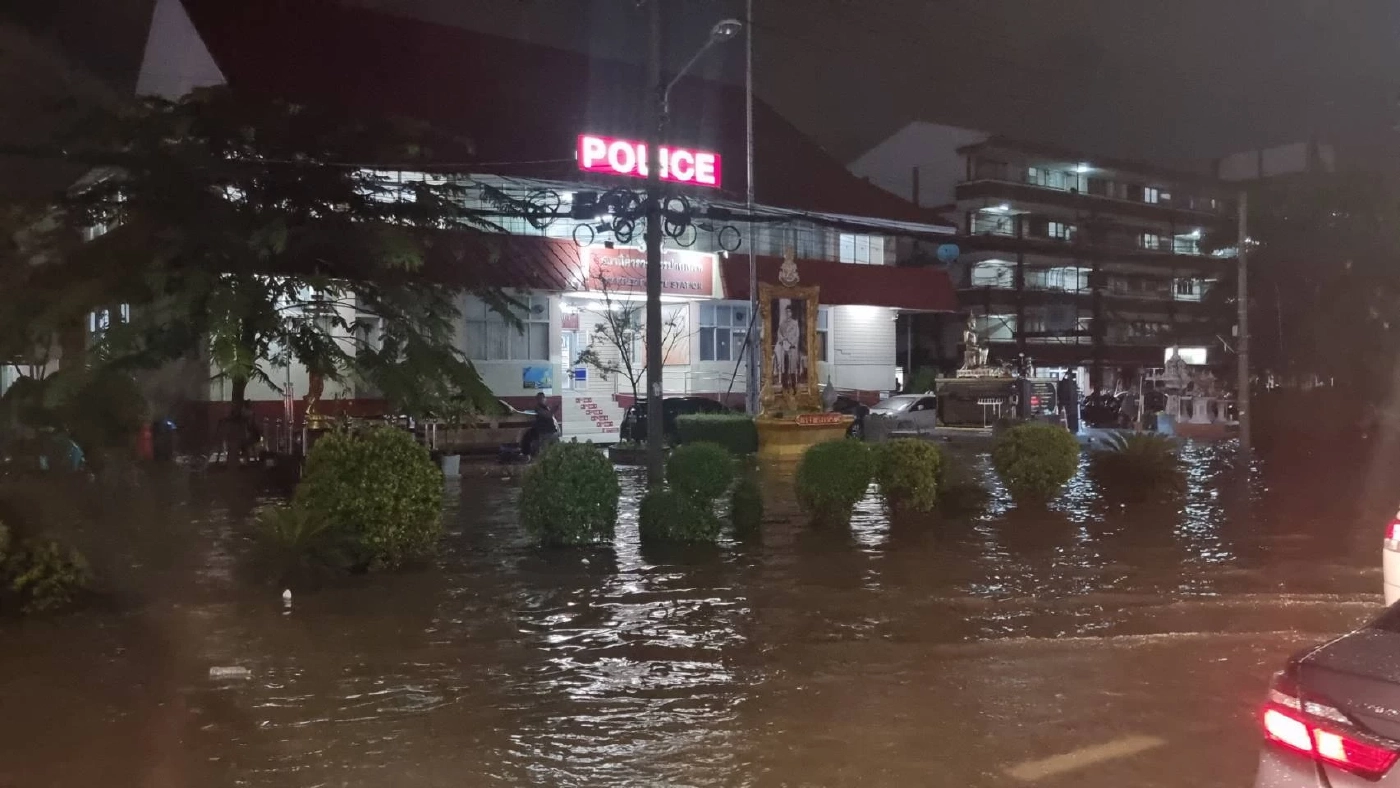 สถานการณ์น้ำล่าสุดหน้าสภ.ปากเกร็ด