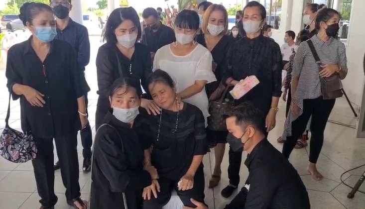 นางยุพิน วชิรโสวรรณ ย่าของน้องจีฮุน