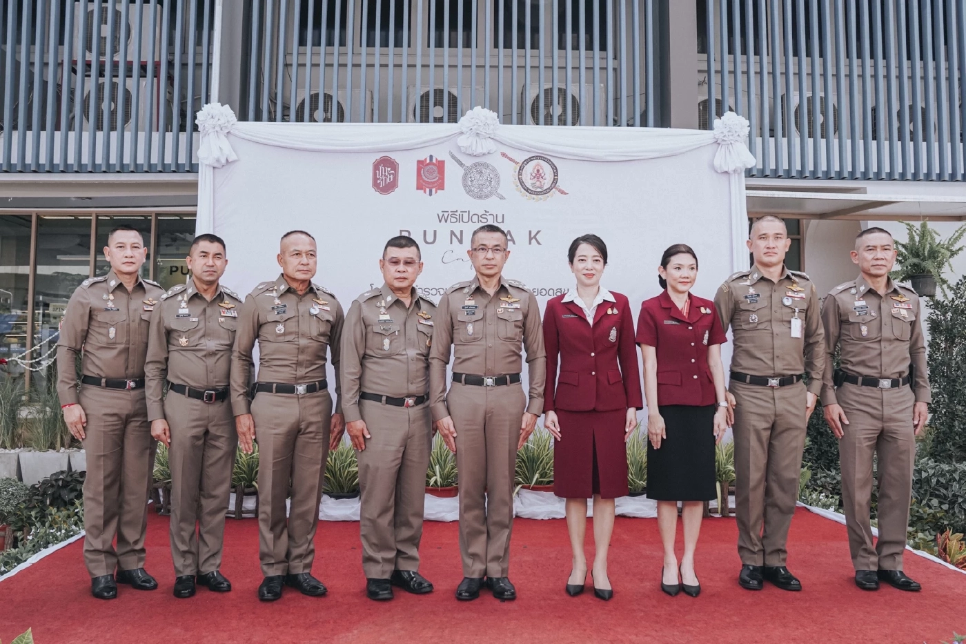 ผบ.ตร.เปิด "Punrak Cafe" ประเดิมเมนู "หนุมานปันรักษ์"