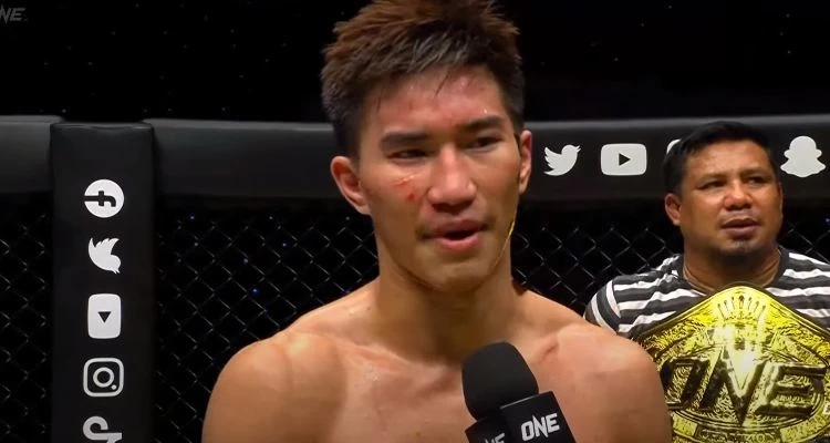 ตะวันฉาย ล้ม เพชรมรกต คว้าแชมป์มวยวัน แชมเปี้ยนชิพ