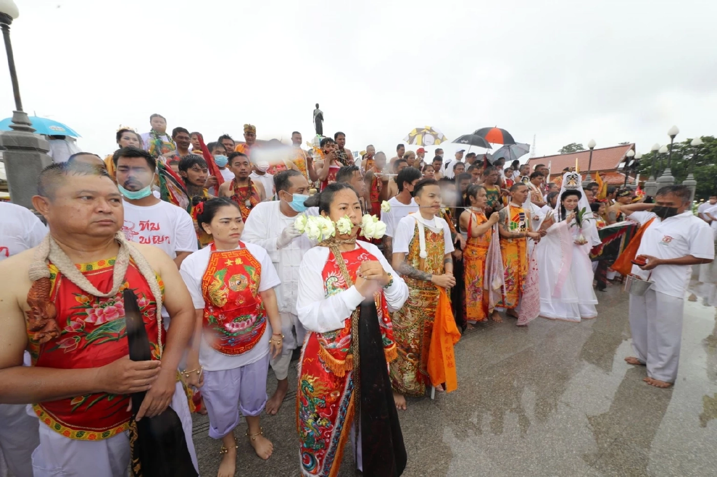 "สุวัจน์"เป็นปธ.พิธีถือศีลกินเจโคราชสืบสานประเพณีอันดีงาม