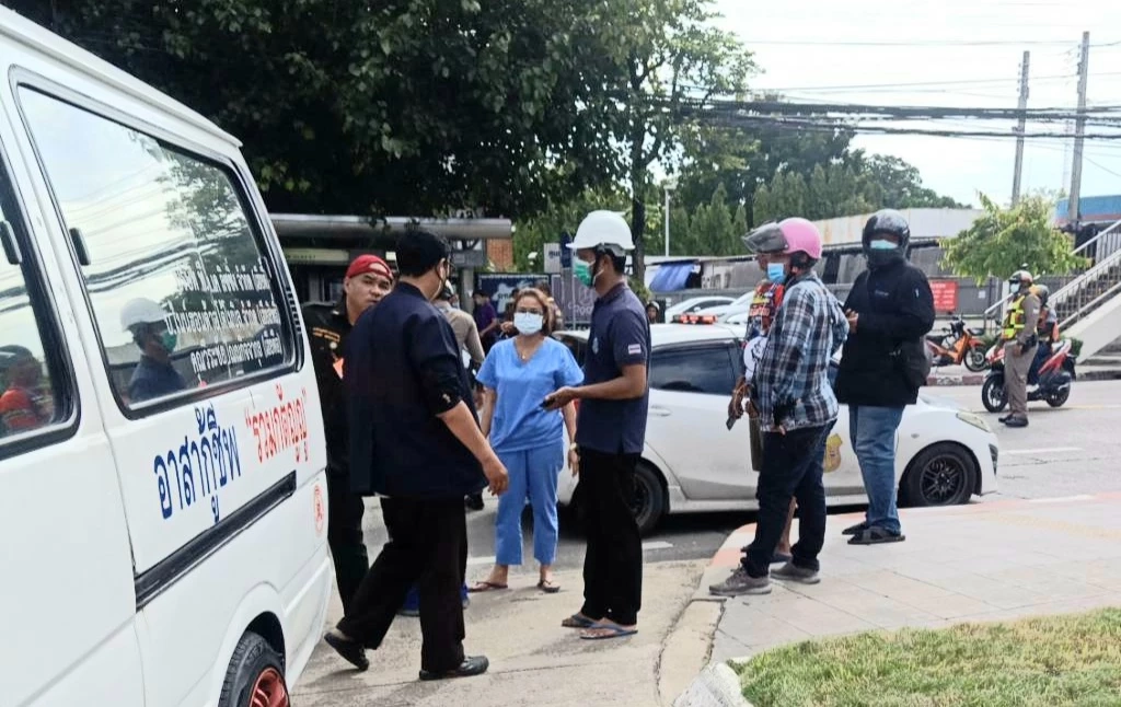 รปภ.รุ่นใหญ่ คว้ามีดแทงอกรปภ.สาวดับ ปมหึงหวง