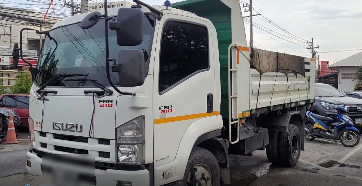 สลด แม่สิ้นใจตามเด็ก 5 ขวบอีกราย ด้านคนขับคู่กรณียังหนี อ้างขอเวลา 2 วัน