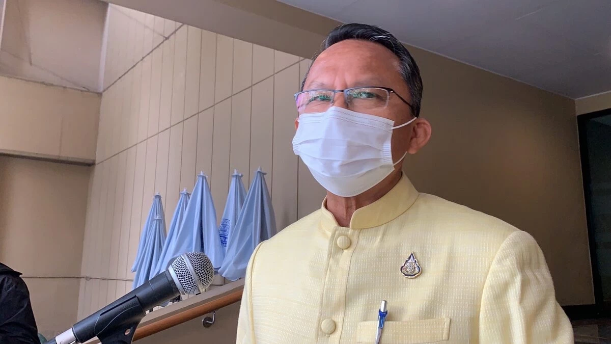 สมศักดิ์ บอก ไม่รู้ บุญทรง เตริยาภิรมย์ อดีตรัฐมนตรีว่าการกระทรวงพาณิชย์ ถูกต้องขังคดีจำนำข้าว ออกมาร่วมงานศพแม่