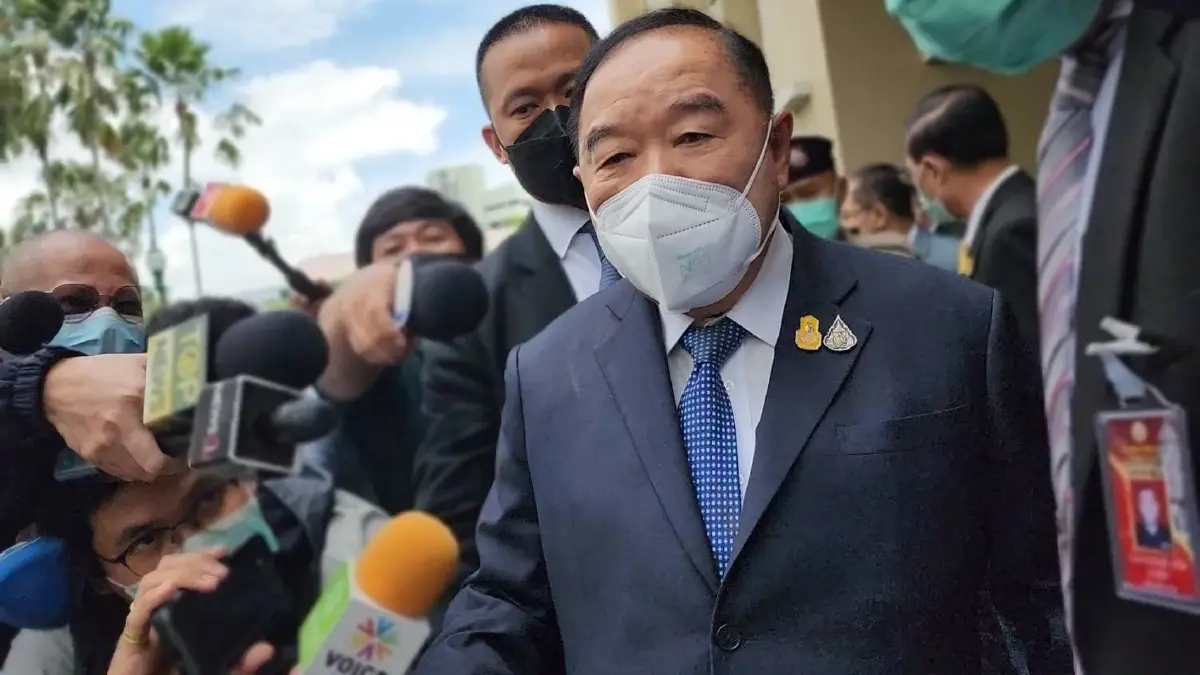 "บิ๊กป้อม"ออกจากทำเนียบฯ ปัดตอบทำหน้าที่รักษาการนายกฯเรียบร้อยหรือไม่