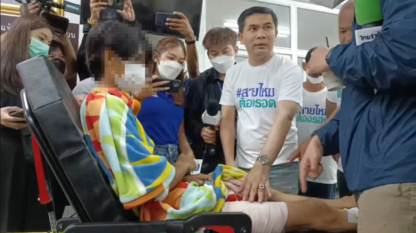 เพจสายไหมฯ พา นร.วัย 18 ปี แจ้งจับ 5 โจ๋รุมฟันเจ็บสาหัส ปมชิงกุญแจสถาบัน