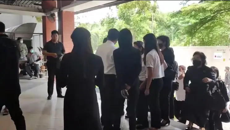 ญาติรับศพ "วิทยา" ประกอบพิธีศาสนา หลังถูกโรคหลอดเลือดหัวใจตีบคร่าชีวิต