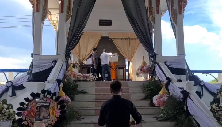 เผาแล้วร่างน้องจีฮุน พ่อแม่ร้องไห้ตลอดเวลา ยังไม่คุยกับทางโรงเรียน