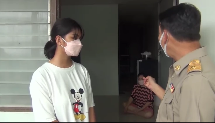 เด็กสาววัย 13 ปี ชีวิตสุดรันทด เลี้ยงแม่ตาบอดไม่มีเงินจ่ายค่าห้องเช่า