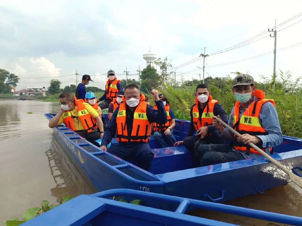 ผบ.ทอ. ส่งทหาร-เรือท้องแบน-สิ่งของบรรเทาทุกข์ เร่งช่วยเหลือชาว อ.เสนา