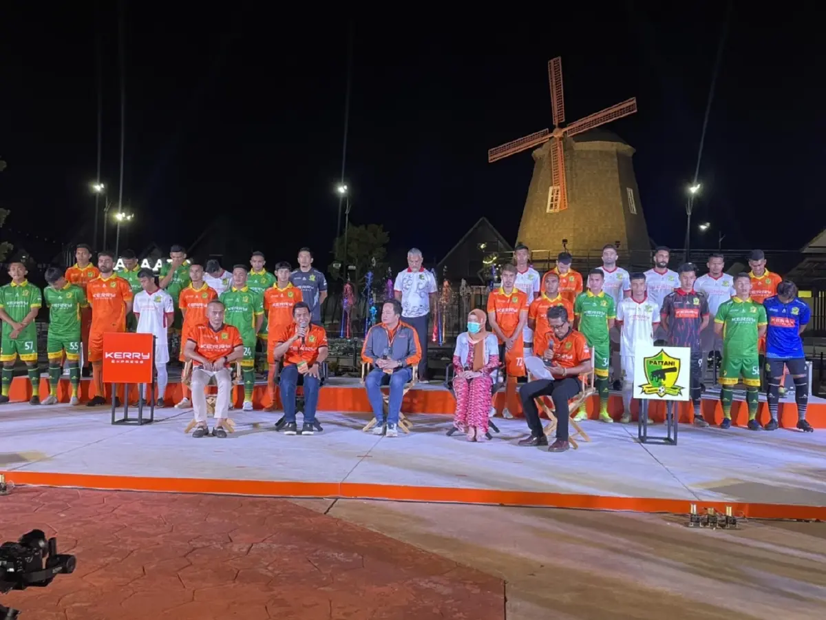 "ทวี-วรวีร์"เปิดตัวชุดใหม่ทีมปัตตานีเอฟซี-นัดดวลแข้งรัฐเคดะห์เร็วๆนี้