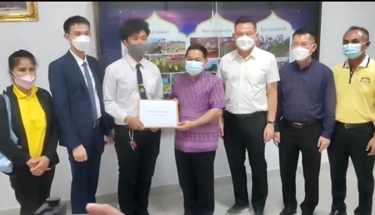 “น้องบาส” ร้องศูนย์ดำรงธรรม เอาผิดแอดมินเพจดังอมเงินบริจาค (มีคลิป)