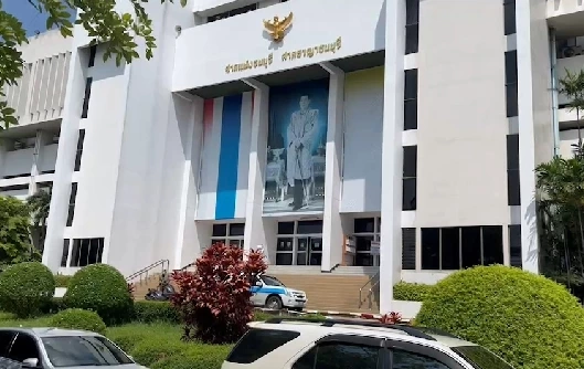 ศาลอุทธรณ์เลื่อนอ่านคำพิพากษาคดี &quot;ลัลลาเบล&quot; เด็กเอน