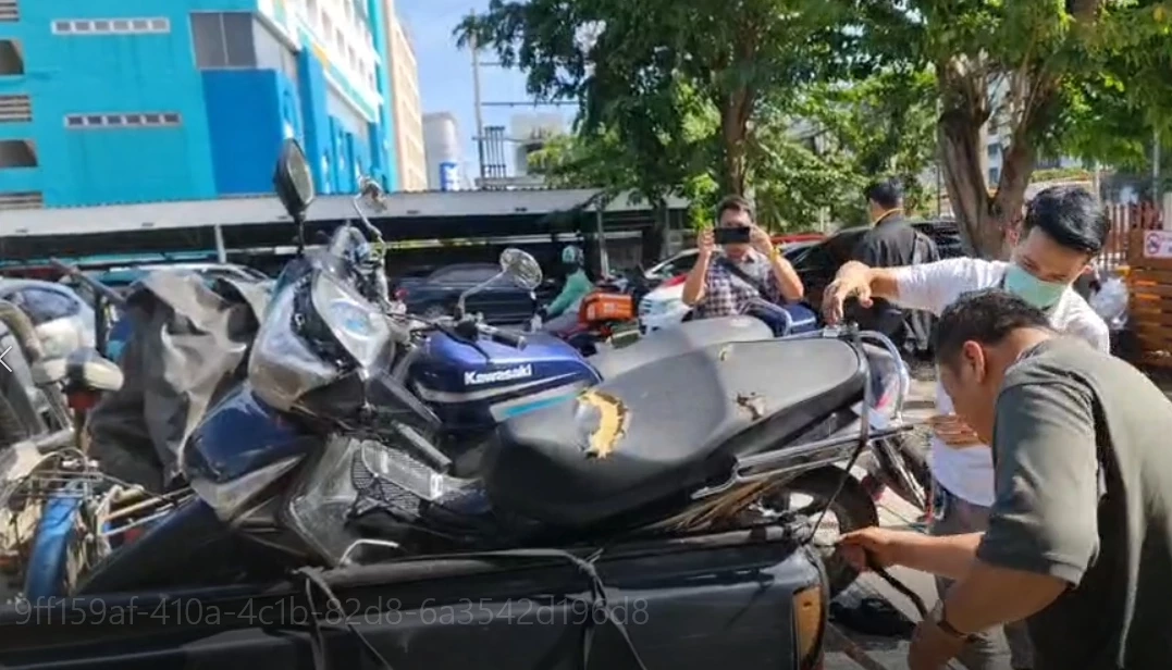 ปิด 20 จุด รวบ  11 โจ๋ "ช่างกลปทุมวัน"  บุกงานแต่งยิงถล่มคู่อริ "อุเทนถวาย"