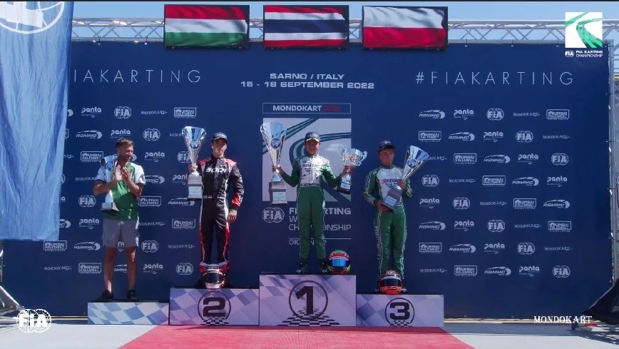 น้องเอ็นโช่ ขึ้นแท่นรับรางวัลชนะเลิศแข่งโกคาร์ท รุ่น OK-Junior