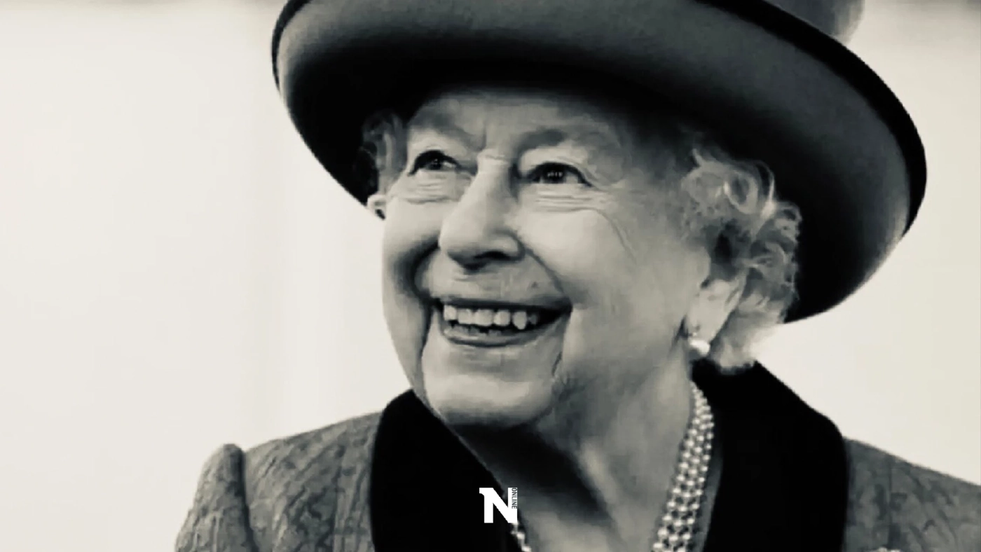 สมเด็จพระราชินีนาถเอลิซาเบธที่ 2 พระราชมารดาผู้เป็นที่รักยิ่ง