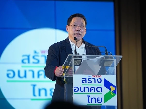 "สมคิด"โชว์วิสัยทัศน์ภูเก็ต แซะส.ส.ใต้ มีแต่ประกันรายได้ทั้งปี