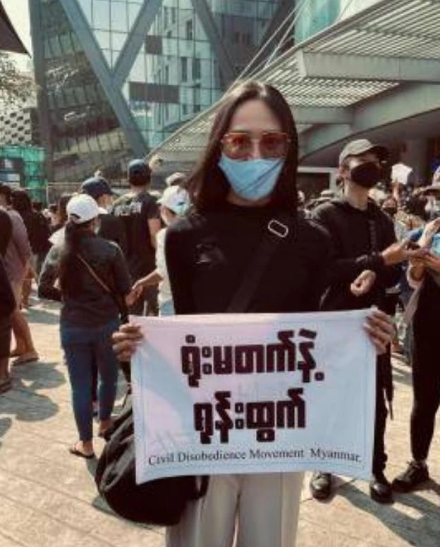 ‘ฮาน เลย์’ มิสแกรนด์เมียนมา ขอ UNHCR ลี้ภัยแล้ว ตม.ปัดไม่ได้คุมตัว