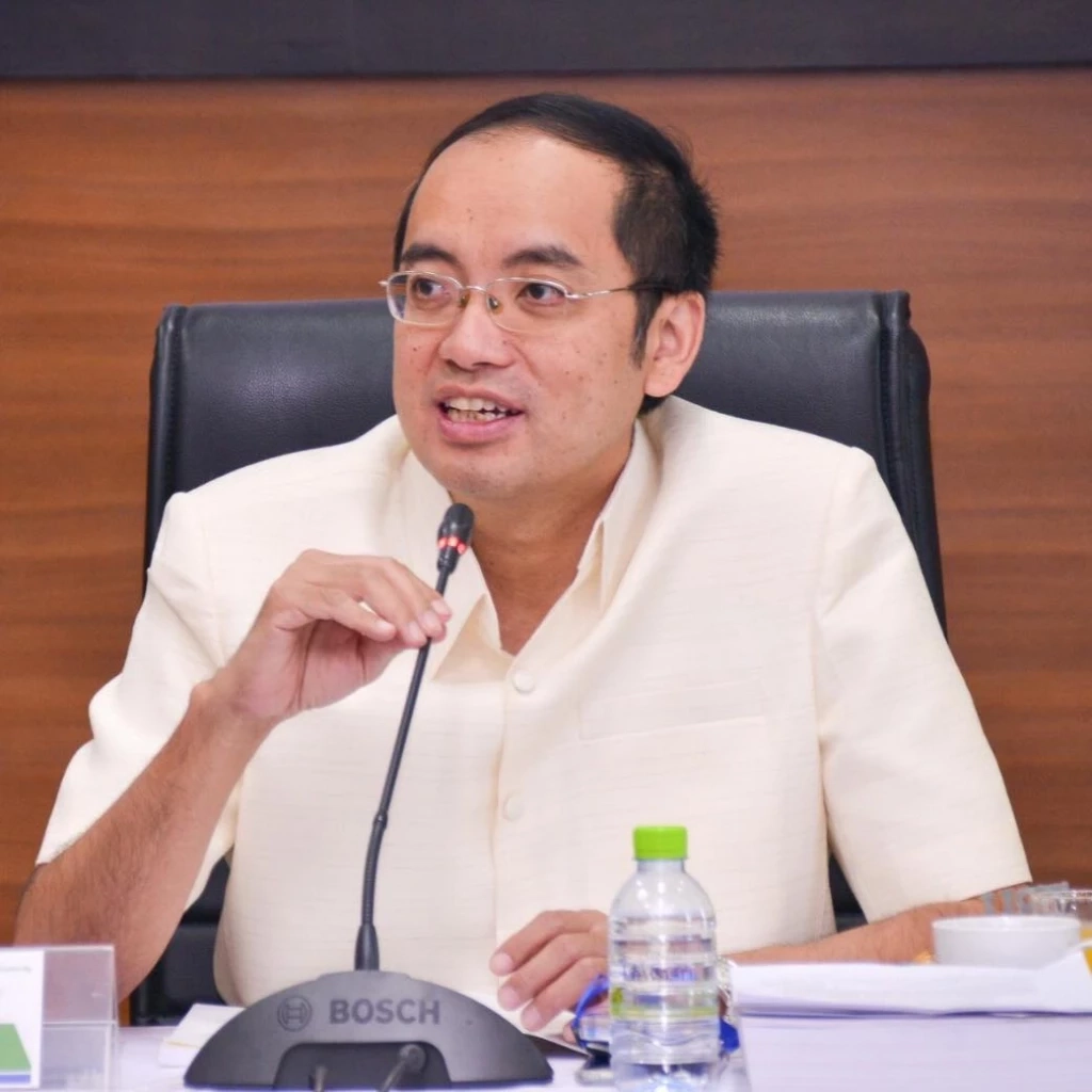 รศ.ดร.เชษฐา ทรัพย์เย็น ประธานที่ปรึกษา ทปสท.