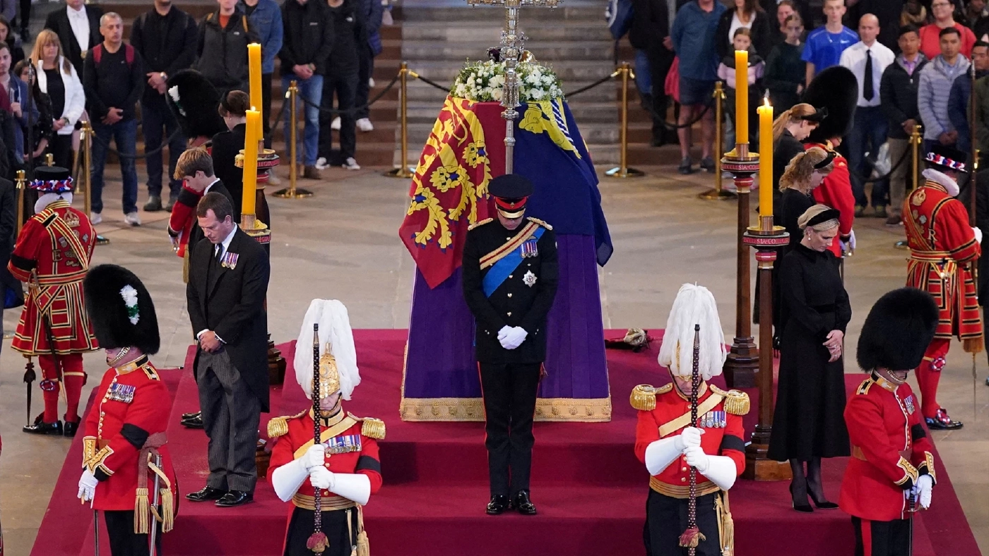  "พระราชพิธีพระบรมศพควีนเอลิซาเบธที่ 2" 