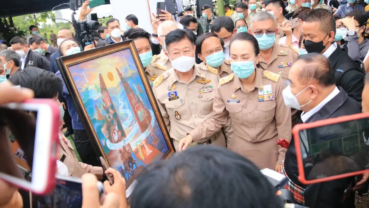 ชาวแม่สอดขอ"บิ๊กป้อม"สร้างอุทยานเรียนรู้-อุตสาหกรรมไมซ์ดันจีดีพีไทยโต