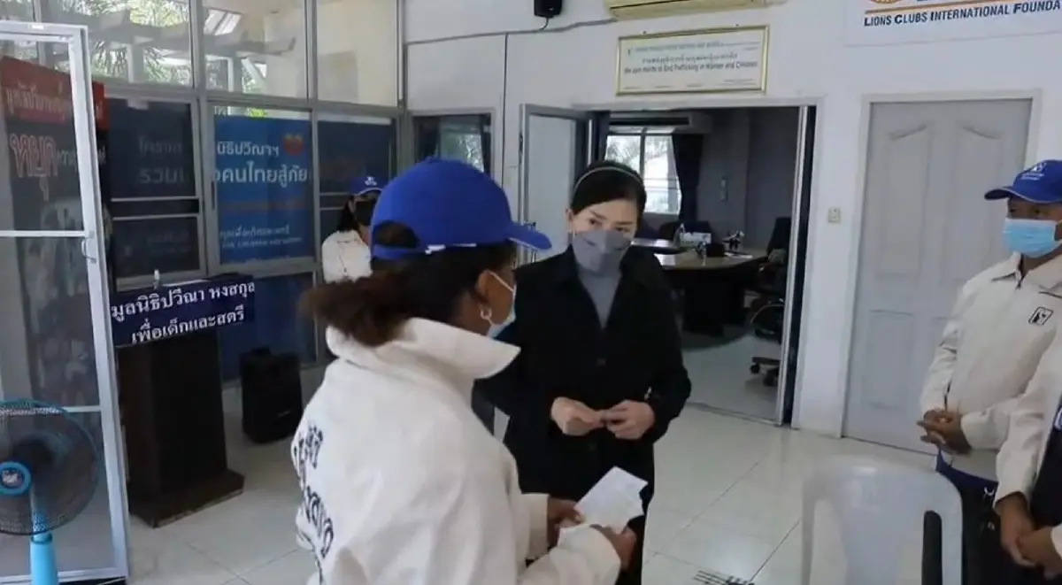 2 เหยื่อร้องปวีณาถูกหลอกเปิดบัญชีม้า โดนหมายเรียก 11 โรงพัก