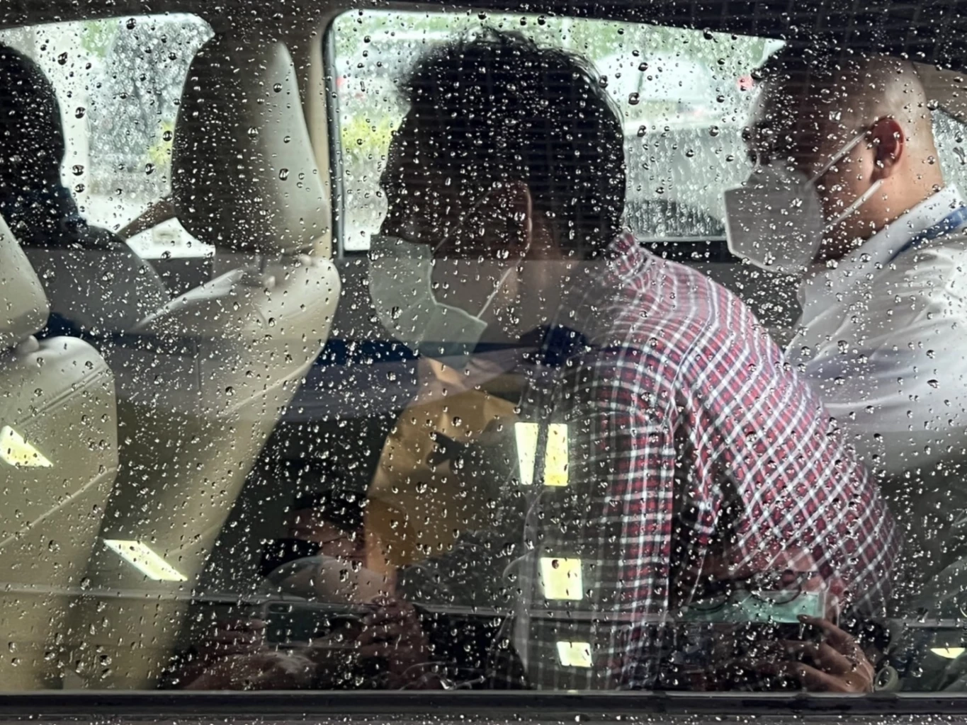 นายนิติพนธ์ หรือแบน ฉ่ำชื่น อายุ 57 ปี เพื่อนร่วมทีมฆ่าทนายมานพ